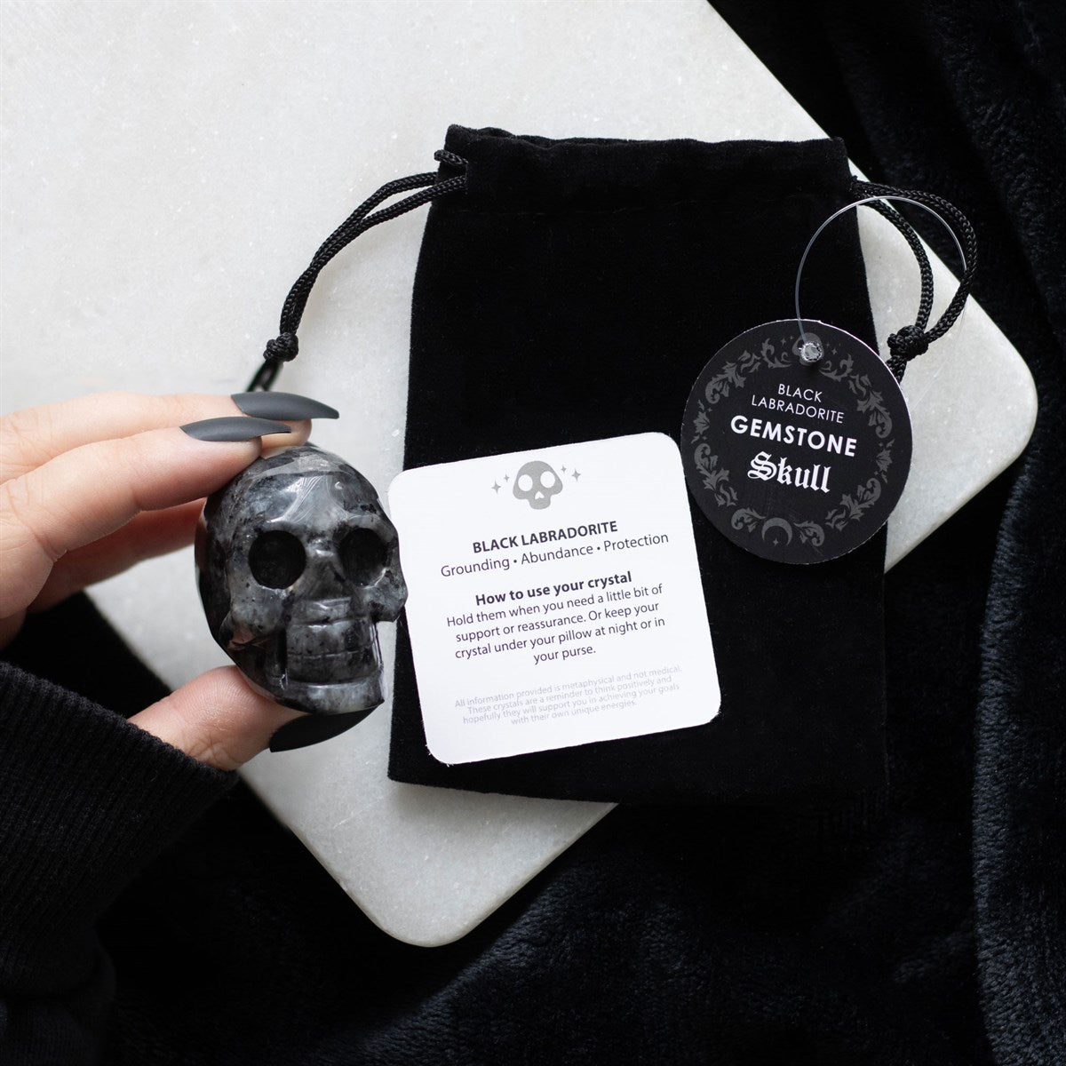 Calavera de Labradorita Negra Dark Matter – Piedra Natural