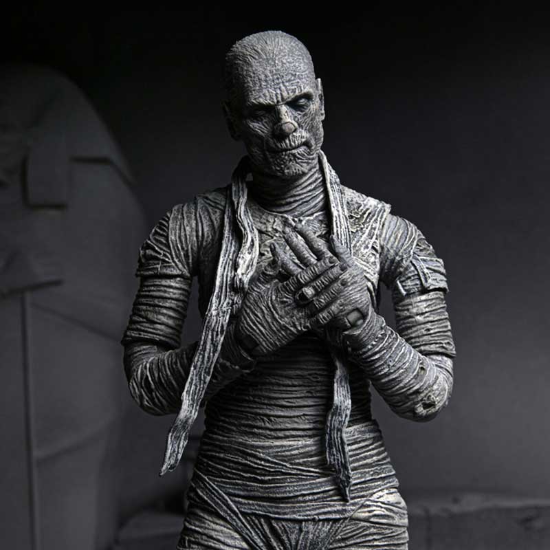 Figura NECA Ultimate La Momia (Black & White) 18 cm – Universal Monsters