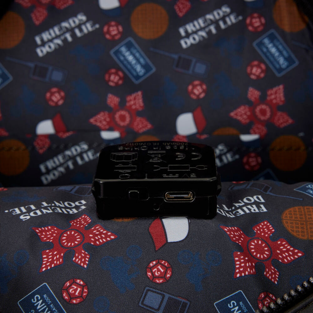 Mochila Loungefly 10.º Aniversario – Stranger Things