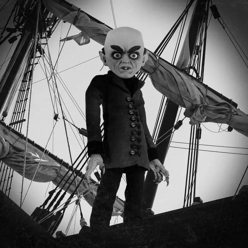 Muñeca Living Dead Dolls Nosferatu 25 cm – Nosferatu (1922)