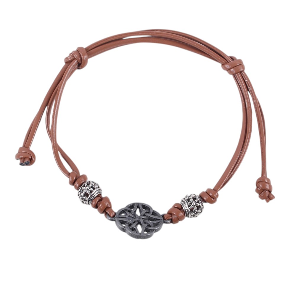 Pulsera de Cordón Marrón con Nudo Celta y Escudo