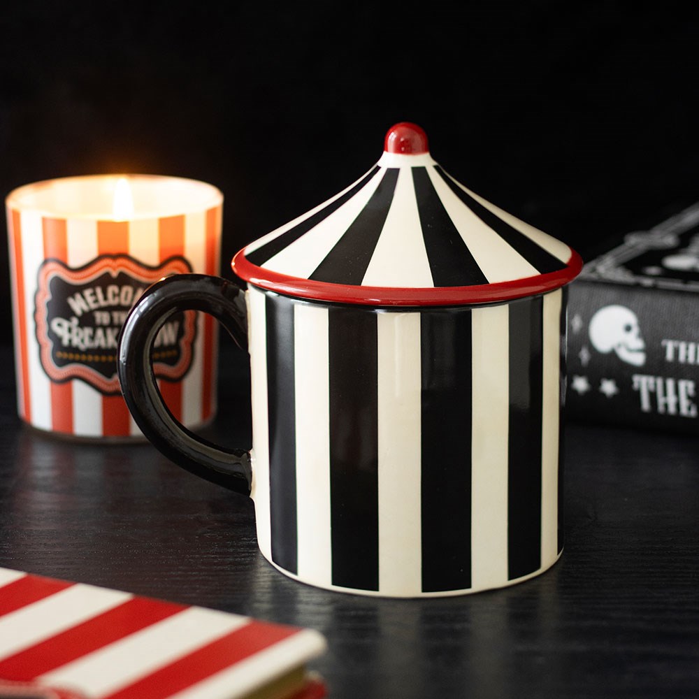 Taza Carpa de Circo Negra con Tapa